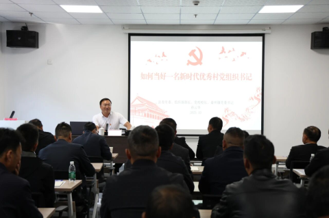 1761614393718785.png 梁森 _副本.png